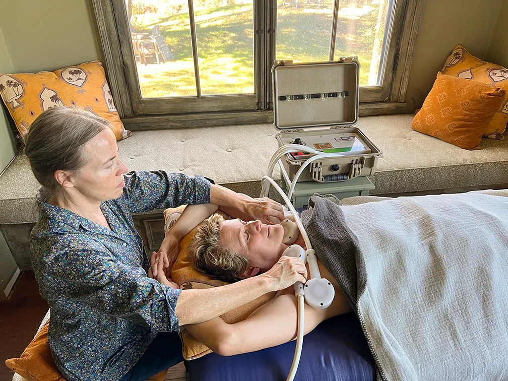 A demonstration of the LBG device being used for breast care